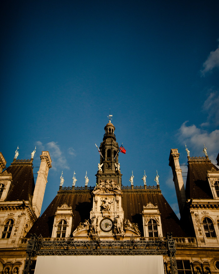 À l'Hôtel de Ville